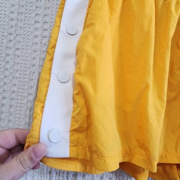 PINK Victoria's Secret Yellow Snap button Athletic Shorts Size Medium - Picture 8 of 12